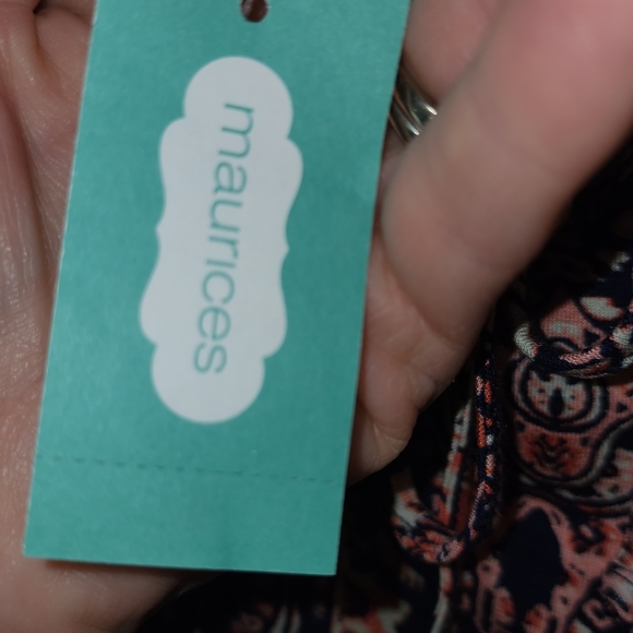 New Maurices Boho Cold Shoulder Short Sleeve Blouse Crochet Lace Hem Flowy Comfy - Picture 6 of 13